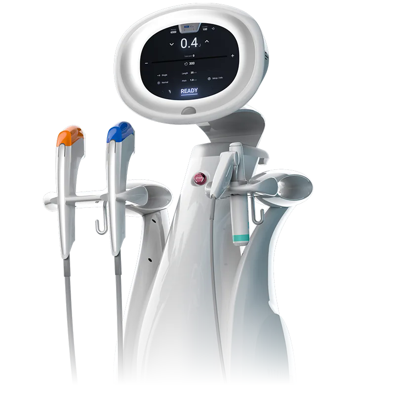 Equipamento Ultraformer MPT com as ponteiras nos suportes